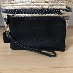 Coach Black Leather Wallet / Coin Purse wristlet